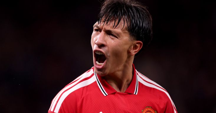 A kamera előtt ment neki a vezetőségnek a Manchester United világbajnok futballistája