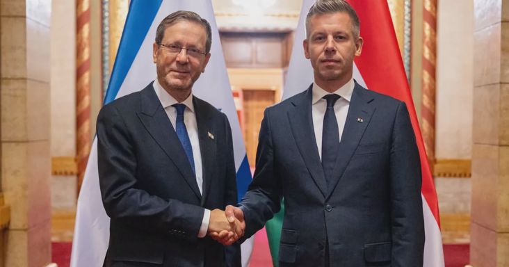 Magyar Péter Budapesten fogadta Izrael elnökét