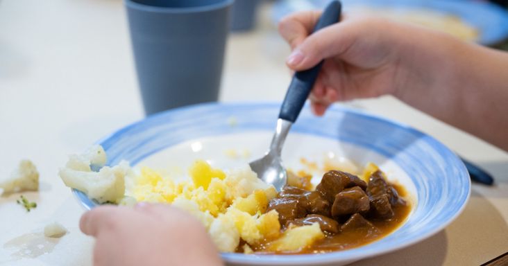 Életfogytiglant kapott egy óvodatulajdonos Kínában, miután ólommal mérgezett meg több mint 200 gyereket
