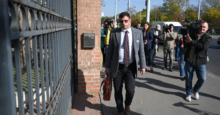 Központi Nyomozó Főügyészség további két személyre adott ki nemzetközi elfogatóparancsot az MNB-ügyben
