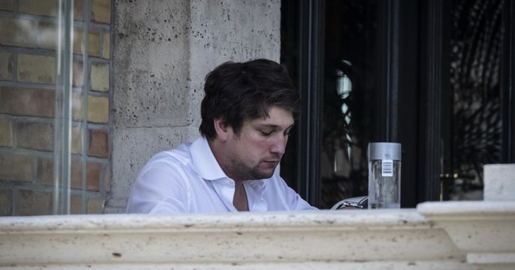 Hogyan váljunk nem strómanná? – Száraz István öt oldalon keresztül magyarázza, hogy régóta semmit sem tud a hozzá kötött cégek körüli milliárdos kavarásokról