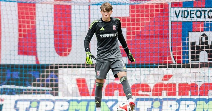 Szokatlan képessége miatt csodálják a Videoton 17 éves kapusát
