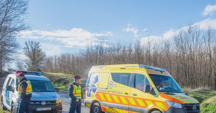 Baleset miatt lezárták a 10-es főutat Budapesten