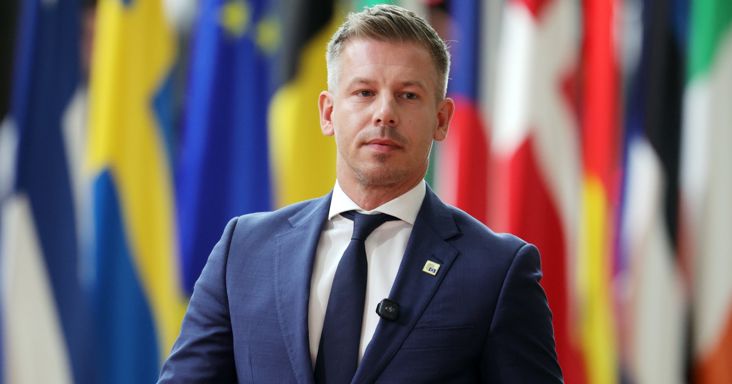 Magyar Péter: marad a 13. havi és a csonka 14. havi nyugdíj, jövőre kifizetik a Nyugdíjas SZÉP-kártya első részletét