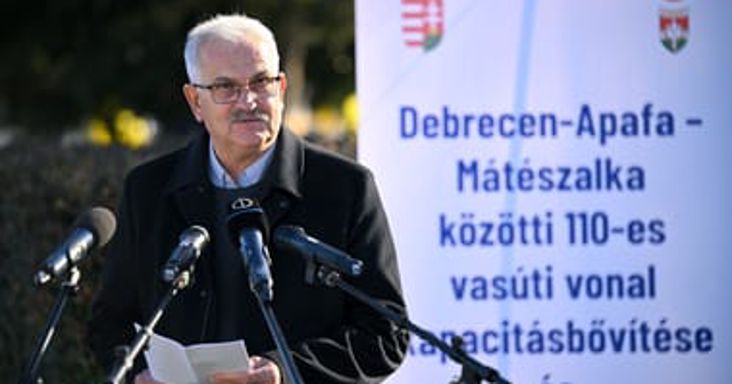Gyanúsítottként hallgatták ki Simon Miklós korábbi fideszes képviselőt