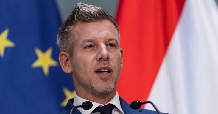 Magyar Péter: „Ilyen ez a Facebook-kormányzás” – videó