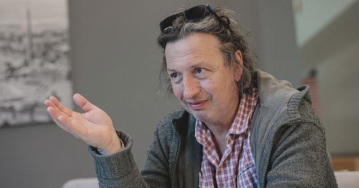 „Attól, hogy már nem érezzük az illatát, még büdös” – interjú Csernus Imrével