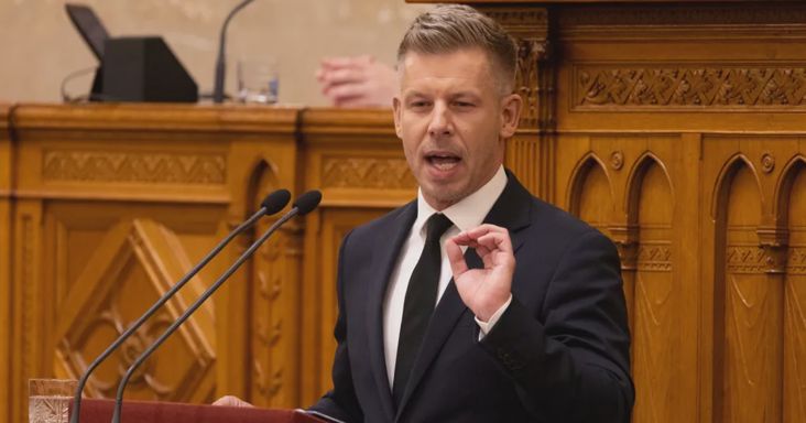 Magyar Péter arra utalt, hogy Orbán Viktor DPK-beszéde Btk.-ba ütközhet