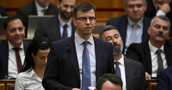 A Fidesz szerint a Tisza visszahozza a Magyarországon régóta ismeretlen munkanélküliséget
