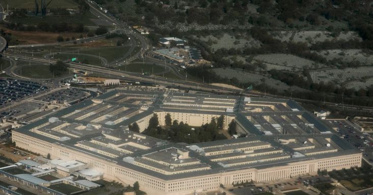 Ukrajnáról és Iránról is szivárogtathatott az amerikai hadsereg magas rangú tisztségviselője