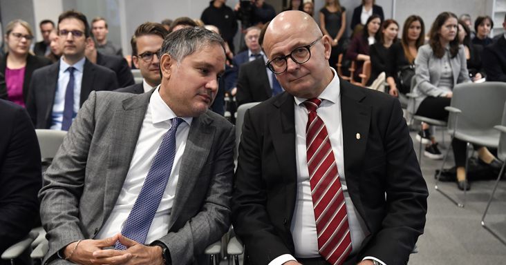 Csont nélkül engedte át a versenyhivatal a Mészáros-bizniszt, amely miatt most százmilliárdokat veszíthet Magyarország