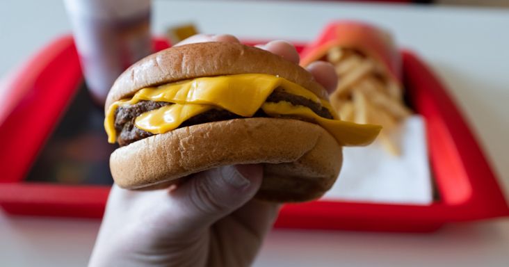 Végre kiderült, mi a különbség a McDonald’s és a Burger King húspogácsája között