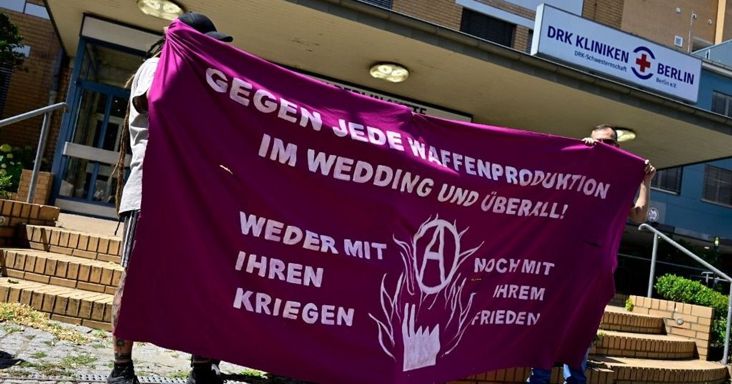 Németország már a háborúra készíti fel orvosait: felmérik a rendelőket, a mélygarázsból is kórház lesz – „lábamputáció a szabad ég alatt, atomtámadás"