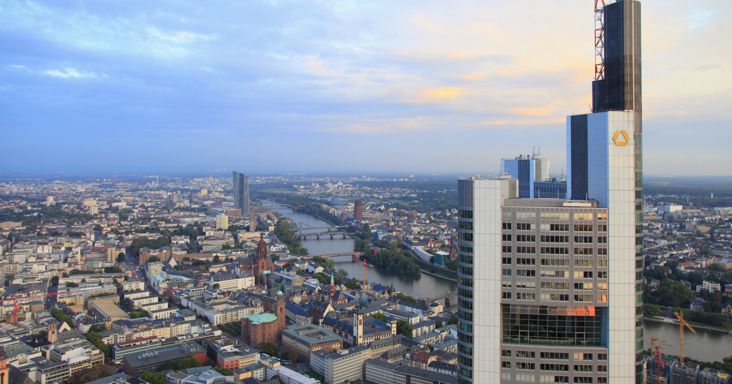 Így múlik el Frankfurt dicsősége – a Commerzbank felvásárlása után