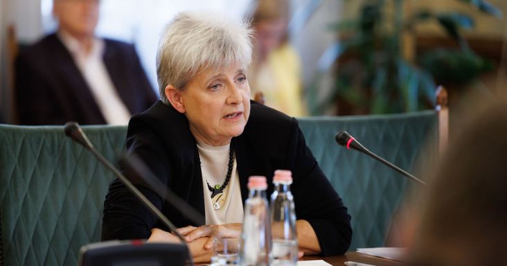Titkolja a Tisza-kormány, hogyan választják ki a tankerületi igazgatókat
