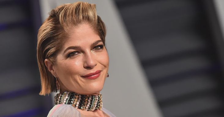 Ez okozhatta Selma Blair durva ámokfutását a repülőgépen: a színésznőnek bíróság elé kellett állnia