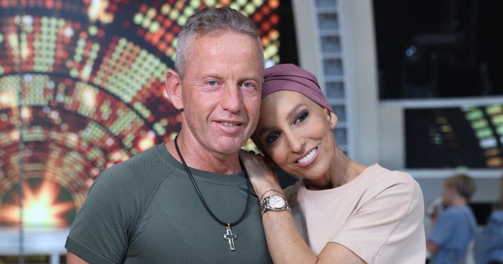„Számtalanszor riadtam fel arra, hogy Rékát temettük” – Schobert Norbi megrázó őszinteséggel vallott felesége küzdelméről