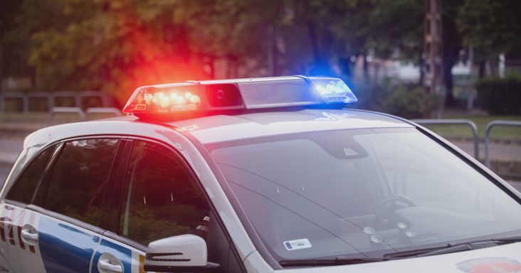 Gázpisztollyal fenyegettek meg egy autóst Budapesten, őrizetbe vették a feltételezett elkövetőt