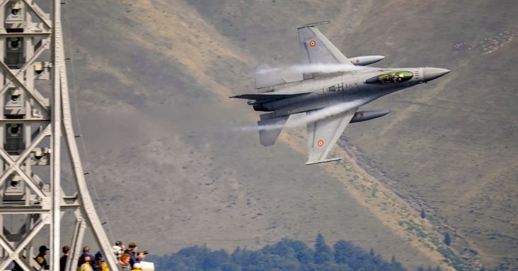 Felszálltak a román F-16-ok a drónok ellen