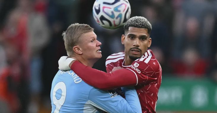 Itt a döntés, súlyos következményei lettek a Liverpool meccsén történteknek