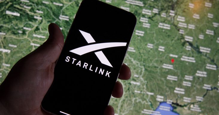 „Helyreállt és tovább javul” Elon Musk katonai célokra használt Starlink-szolgáltatása Ukrajnában