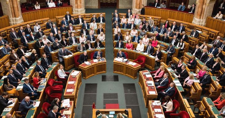 Dominó: újabb tiszás politikus távozását jelentették be