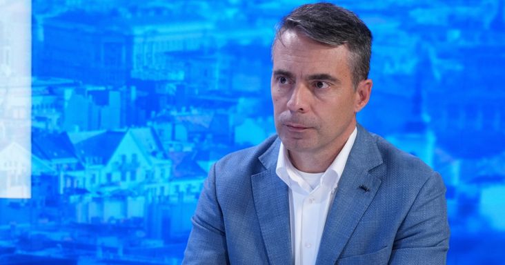 Vona Gábor: „Orbán Viktort nem Magyar Péter váltotta le, hanem Orbán Viktor - nehéz elfelejteni, mikor egy kétharmados kormány a legdurvább eszközökkel vadászik a gyermekedre”
