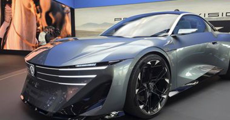 Körbefotóztuk a Peugeot szilárdtest aksis látványos sportkupéját