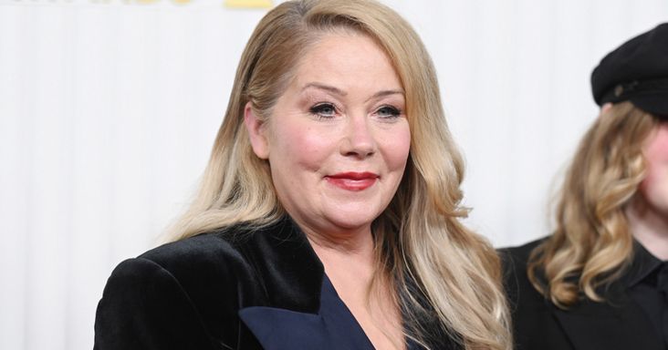 Öt éve küzd súlyos tünetekkel, most megkérdőjeleződött Christina Applegate diagnózisa