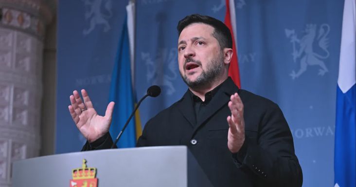 Zelenszkij szerint Ukrajna nem veszíti el a háborút, de embereit igen