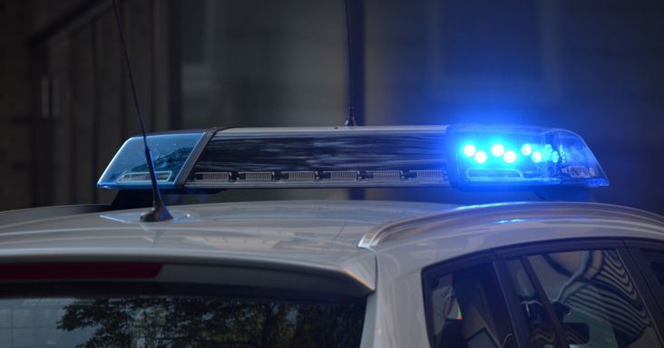 Megint bombariadó: az ELTE egyik ismert iskolájában is leállt a tanítás