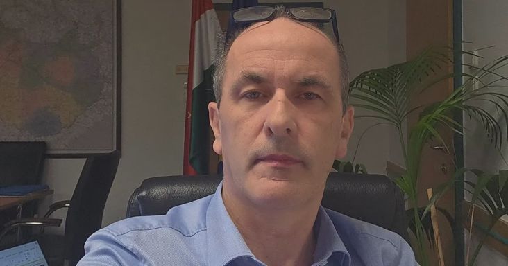 Kemény üzenetet küldtek az egészségügyi dolgozók a facebookozó tiszás miniszternek