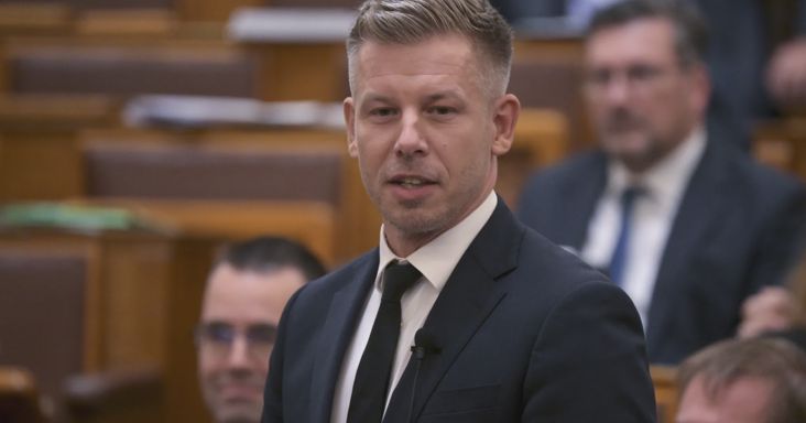 Rekordmagas Magyar Péter előnye Orbán Viktor előtt a népszerűségi versenyben