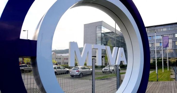 Brutális leltárhiányra derült fény a közmédiánál, kétmilliárd forintnyi eszköz hiányzik – feljelentés indul