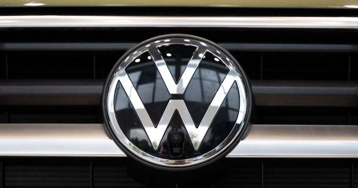 Már csak ez hiányzott a Volkswagennek: több tízezer elektromos autóval lehet súlyos baj Németországban, túlmelegednek az akkumulátorok – újabb tömeges visszahívás jöhet