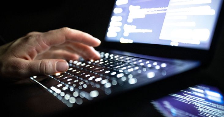 Brutális, a történelem legnagyobb hekkertámadását hajtották végre péntek hajnalban: 20 perc alatt 6,3 milliárd dollárt loptak el – ők követhették el