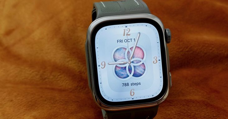 Vérnyomásmérő a csuklón: kipróbáltuk a Huawei új okosóráját, amelynek különleges trükkje van