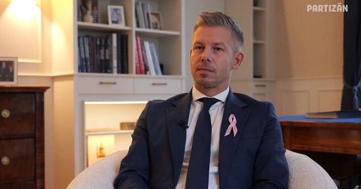 Magyar Péter: Emmanuel Macron itt lesz az október 23-i ünnepségen