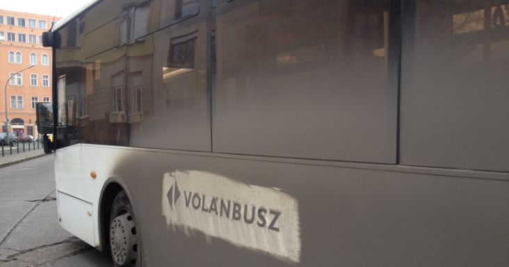 Kirúgtak egy NAV-elnökhelyettest, a Seszták–Szivek–Jellinek-féle korrupciós botrány állhat az ügy hátterében