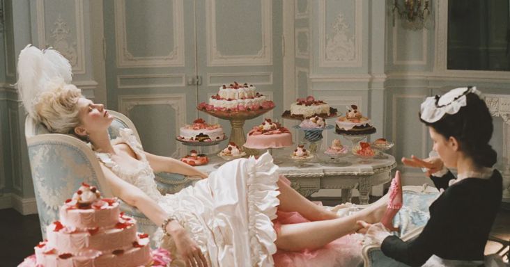 Már húsz éve annak, hogy Sofia Coppola modern rocksztárt csinált Marie Antoinette-ből