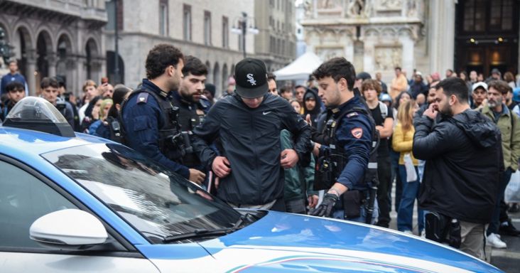 Utcai harc Milánóban, zavargások Párizsban és Lyonban