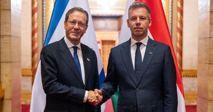 Magyar Péter Budapesten fogadta Izrael elnökét, izraeli látogatásra is meghívták
