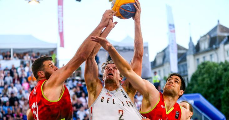 „Egyedülálló élménytől, ismertségtől fosztottak meg minket” – csalással ütötték el a magyar 3×3-as kosárválogatottat az olimpiától