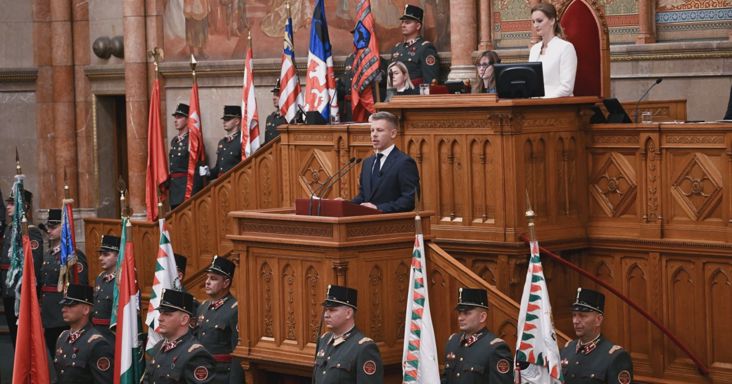 „Azt a 2000 milliárd forintot költjük másra, ami eddig NER fenntartására ment” – mutatjuk a Tisza költségvetési tervét