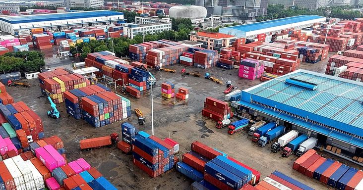 A kínai gazdaság 4,5%-kal nőtt – az export erős, a belföldi fogyasztás gyenge