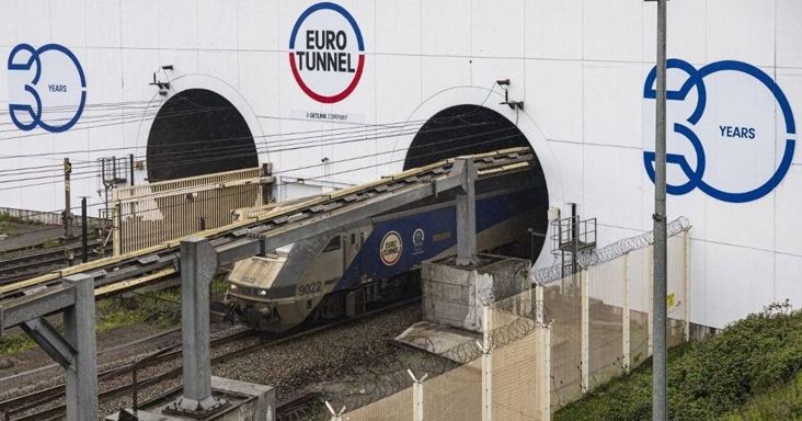 Rendkívül súlyos baleset történt a Csalagút francia oldalán: rengeteg a sérült, több ember állapota kritikus