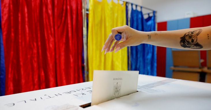 Karnyújtásnyira a román kormányalakítástól