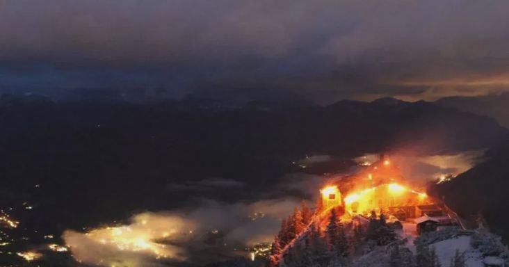 Tűz ütött ki Hitler egykori alpesi menedékhelyén, a Sasfészekben