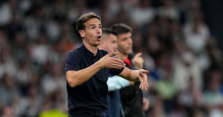 „Együttérzünk Gulácsival” – Megszólalt a Villarreal edzője is a magyar kapust ért fegyveres rablásról