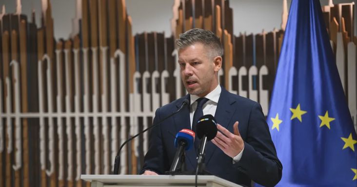 Magyar Péter Brüsszelben: Az EU költségvetési tervében a Magyarországnak ajánlott összeg nem csökken, a tagállami befizetés kötelezettség nem nő